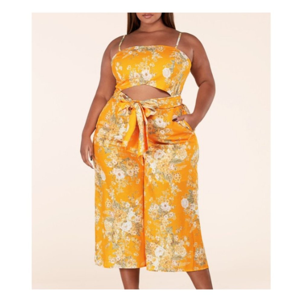 CURVY PLUS  MARIGOLD FLORAL CUTOUT JUMPSUIT